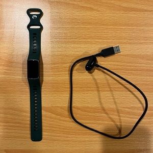 Fitbit charge 5 with athletic band and charger